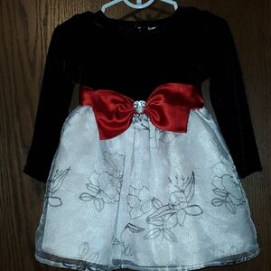 Youngland Infant Girl Y2K Event Dress Size 18 Months